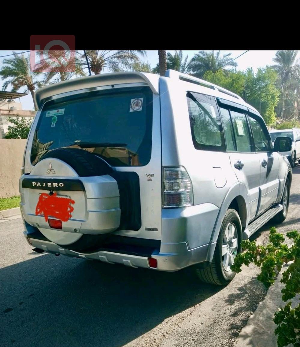 ميتسوبيشي باجيرو